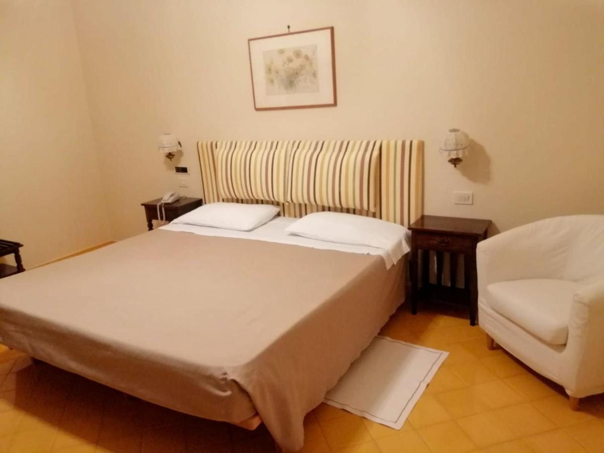 Grand Hotel San Michele Cetraro Quarto foto